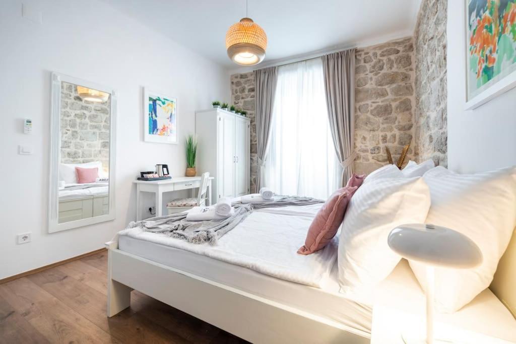 Flora-Heartbeat Old City Three Bedrooms Apartment Dubrovnik Extérieur photo
