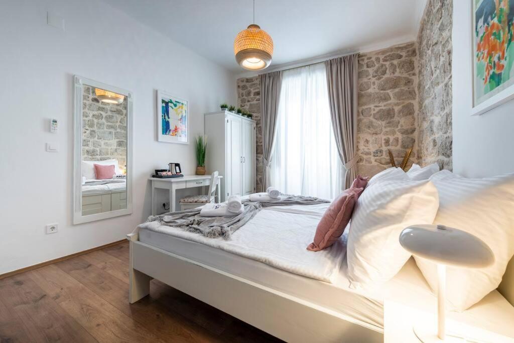 Flora-Heartbeat Old City Three Bedrooms Apartment Dubrovnik Extérieur photo