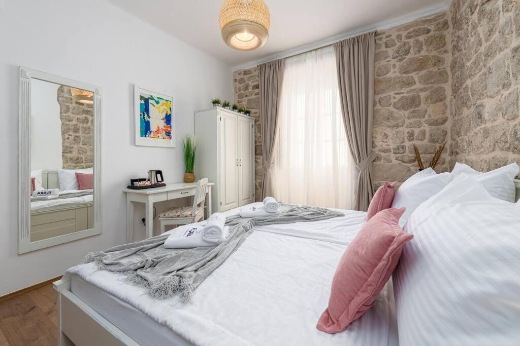 Flora-Heartbeat Old City Three Bedrooms Apartment Dubrovnik Extérieur photo